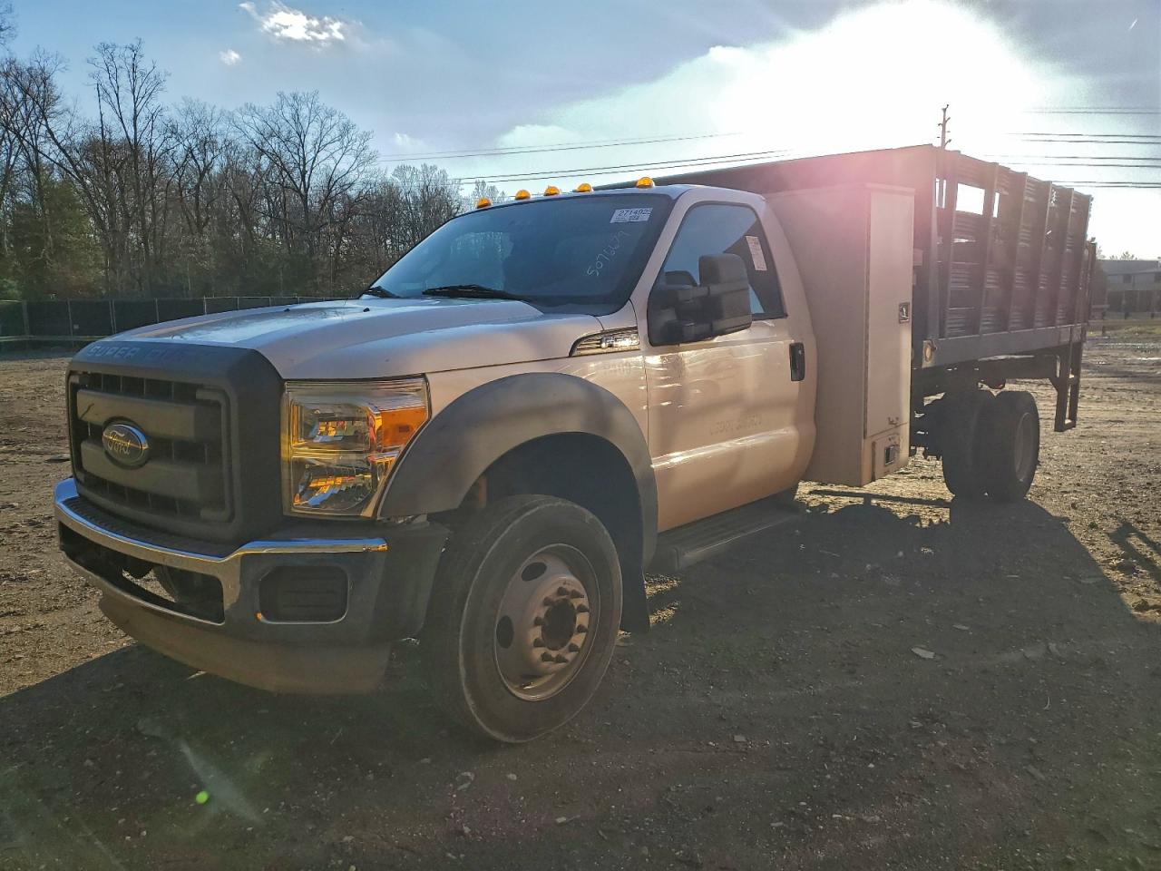 Ford F-550 Super Duty Image 1