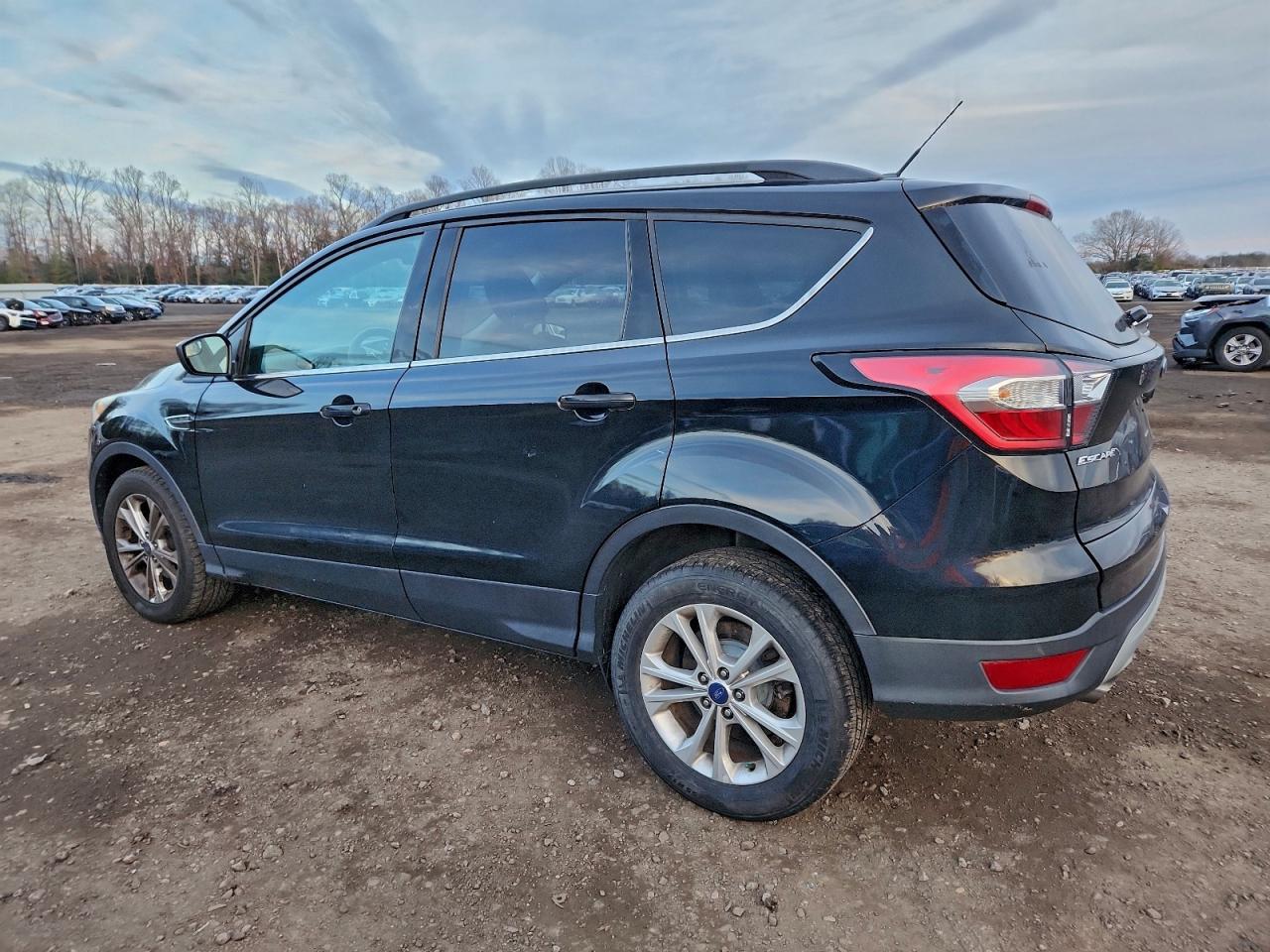 Ford Escape Se Image 4