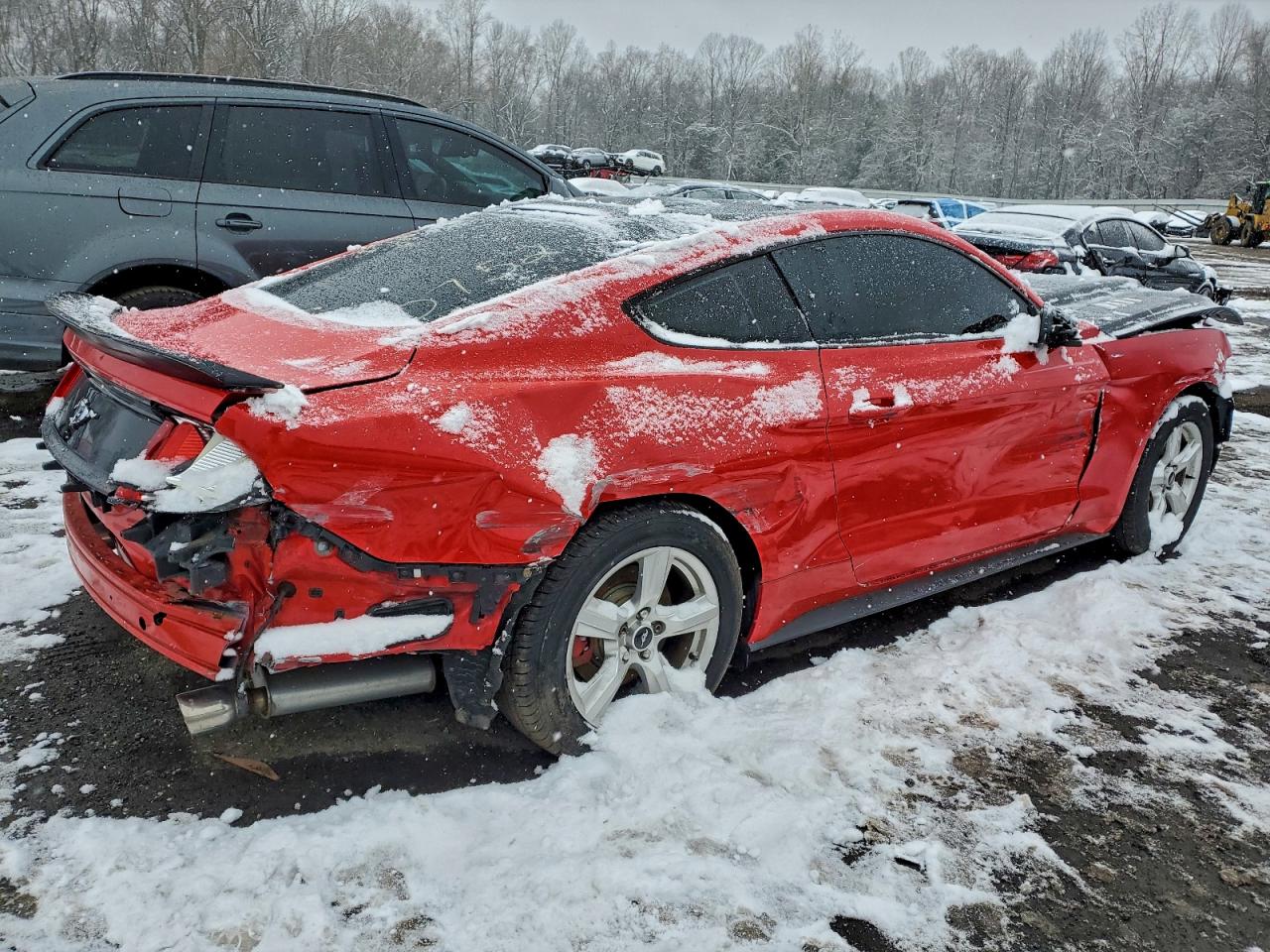 Ford Mustang Image 8