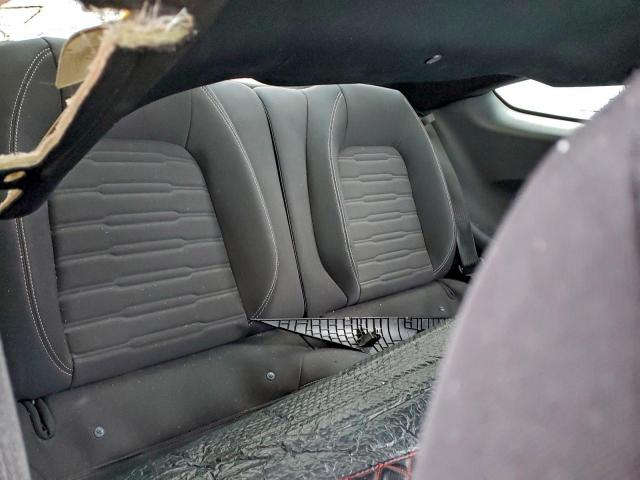 Ford Mustang Image 5