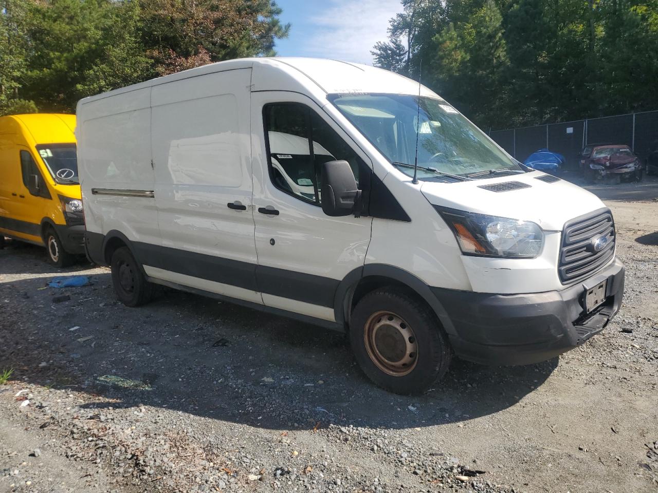 Ford Transit T-150 Image 4