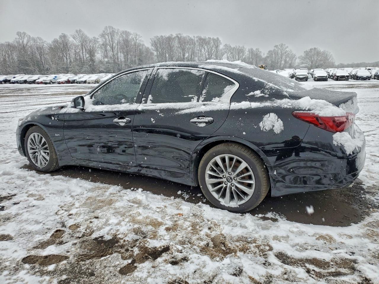 INFINITI Q50 Pure Image 10