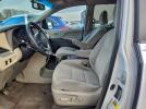 Toyota Sienna Le Image 9