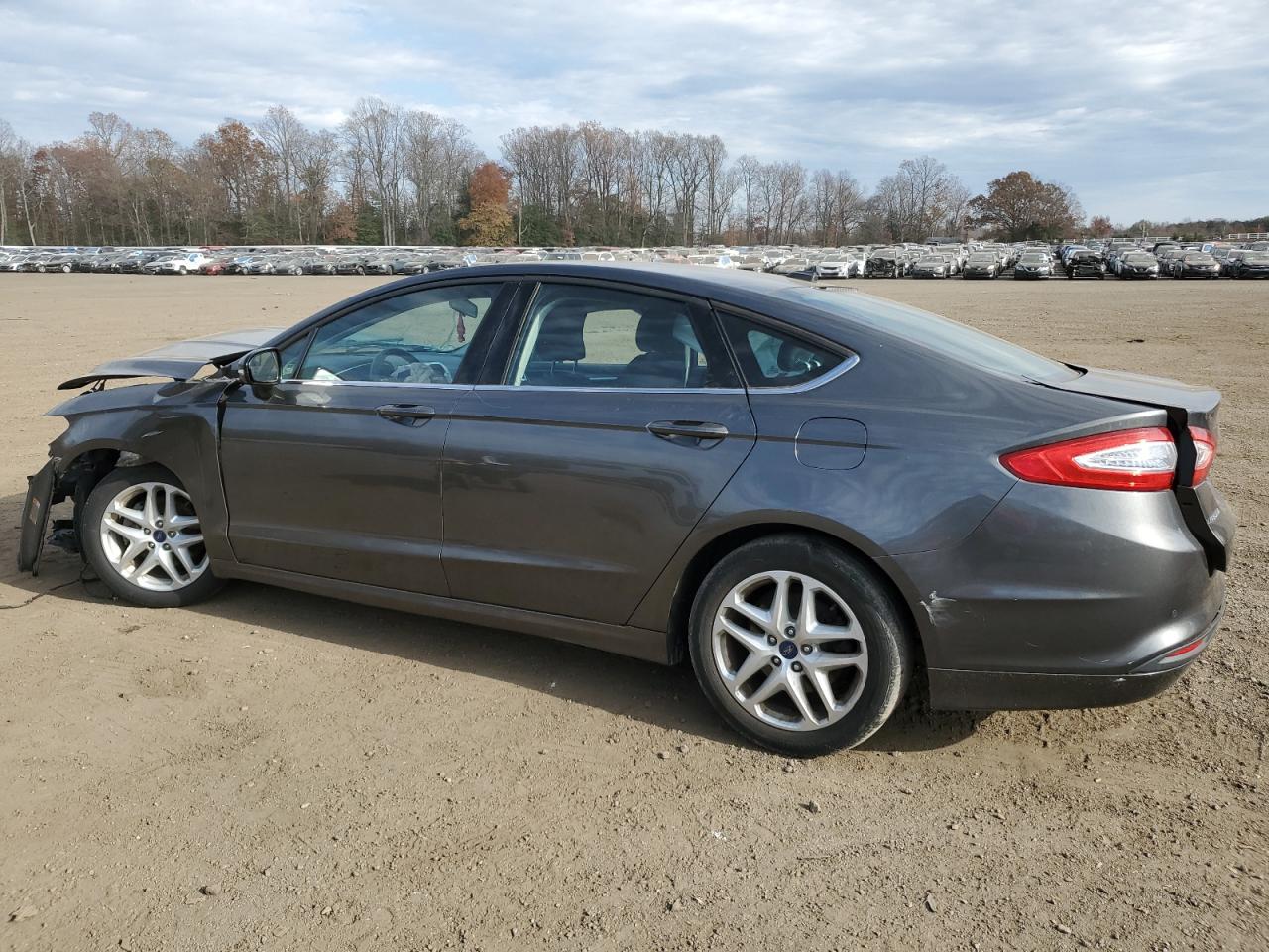 Ford Fusion Se Image 12