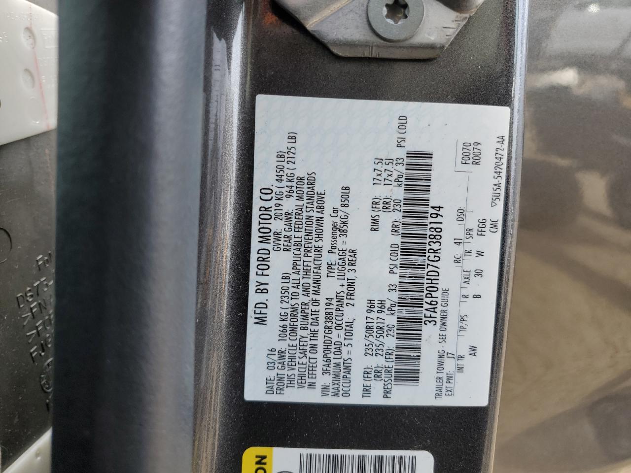 Ford Fusion Se Image 4