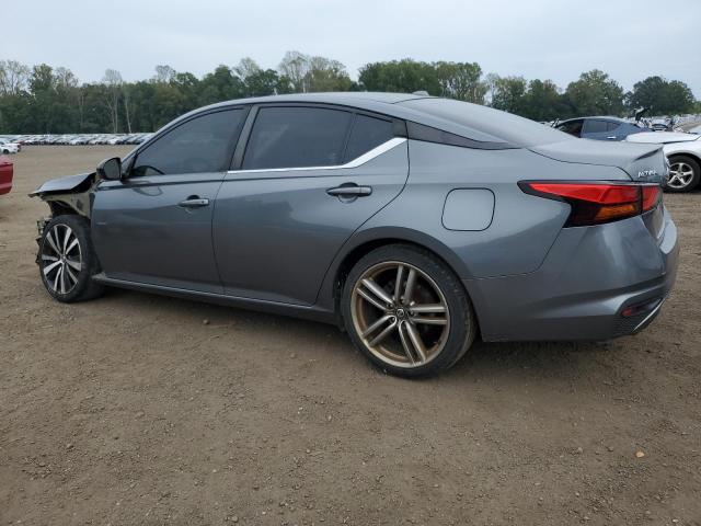 Nissan Altima Sr Image 2