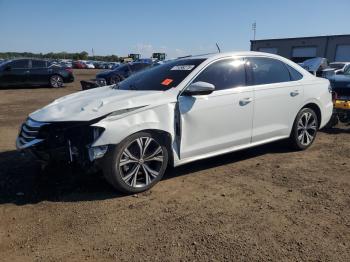  Salvage Volkswagen Passat
