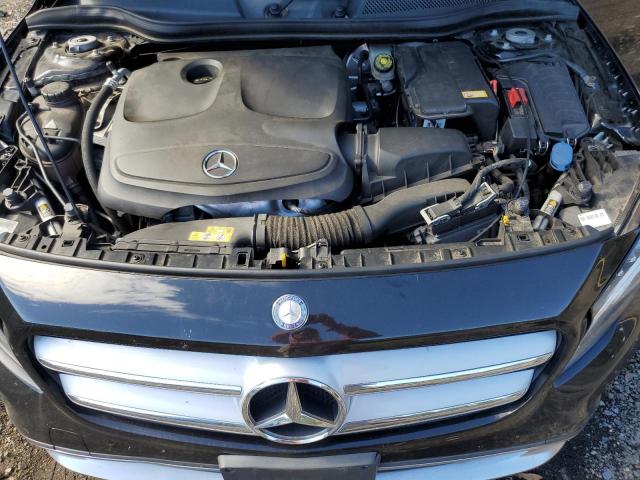 Mercedes-Benz GLA 250 4matic Image 12