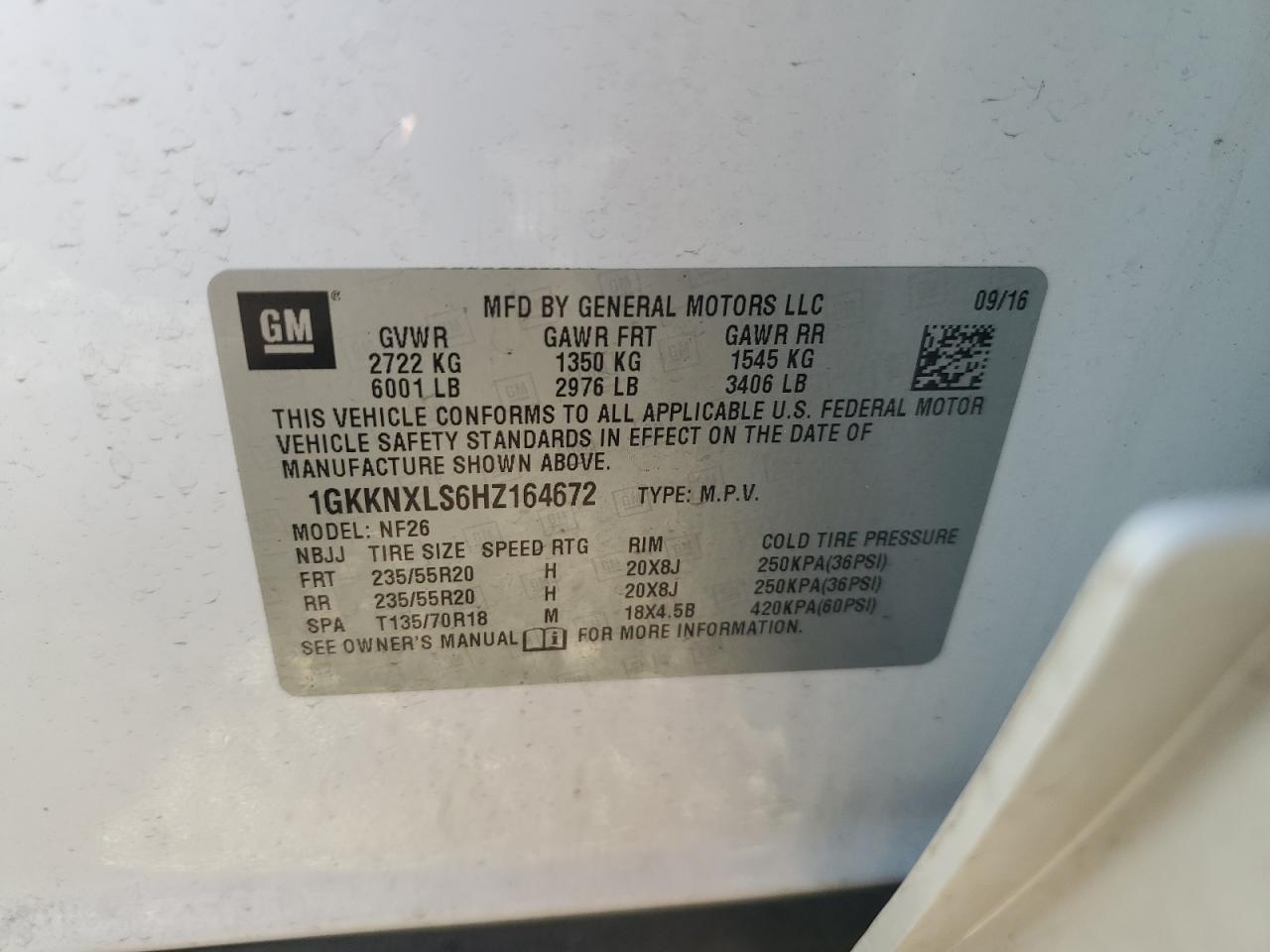 GMC Acadia Denali Image 12