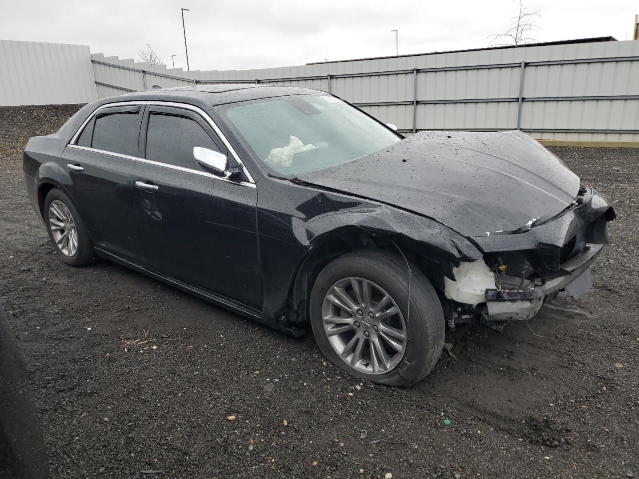 Chrysler 300 Image 4