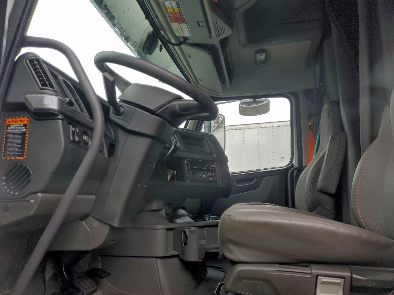 Volvo Vn Vnl Image 3
