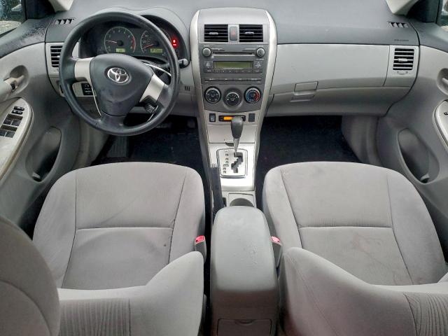 Toyota Corolla Base Image 11