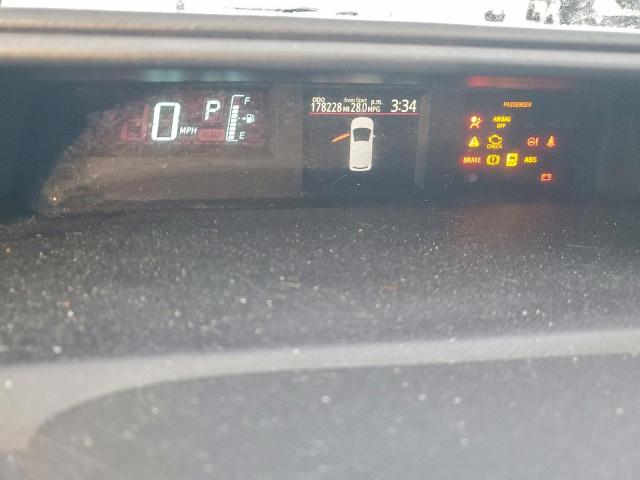 Toyota Prius Image 9