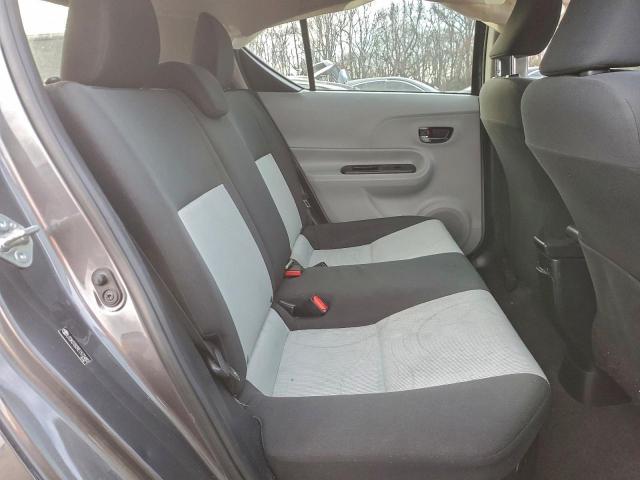 Toyota Prius Image 11