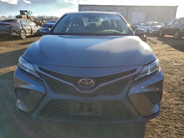 Toyota Camry L Image 7