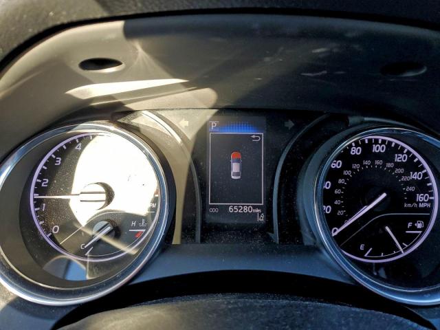 Toyota Camry L Image 12