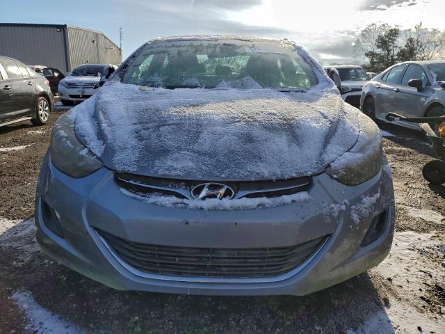 Hyundai ELANTRA Gls Image 3