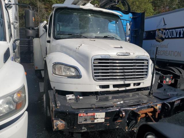  Salvage Freightliner M2 106 Med
