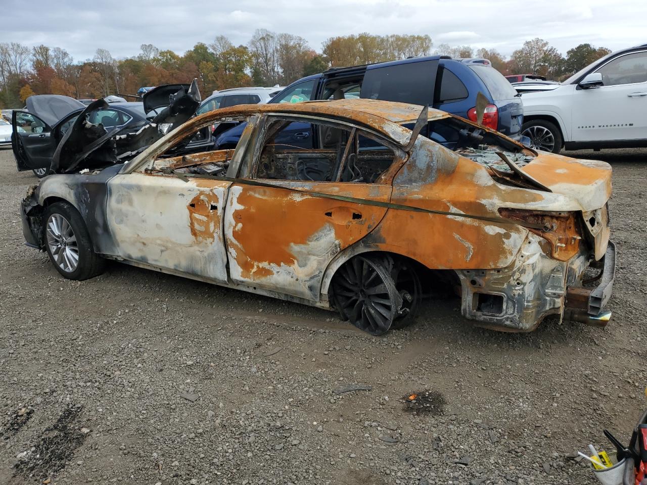 INFINITI Q50 Luxe Image 3