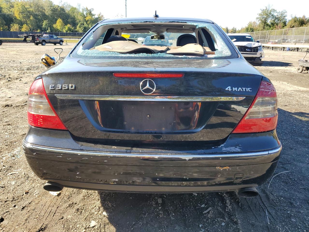 Mercedes-Benz E-Class 350 4matic Image 3