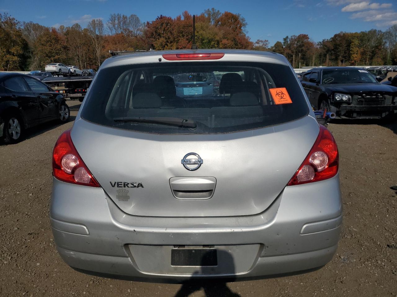 Nissan Versa S Image 8