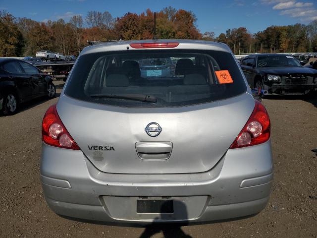 Nissan Versa S Image 8