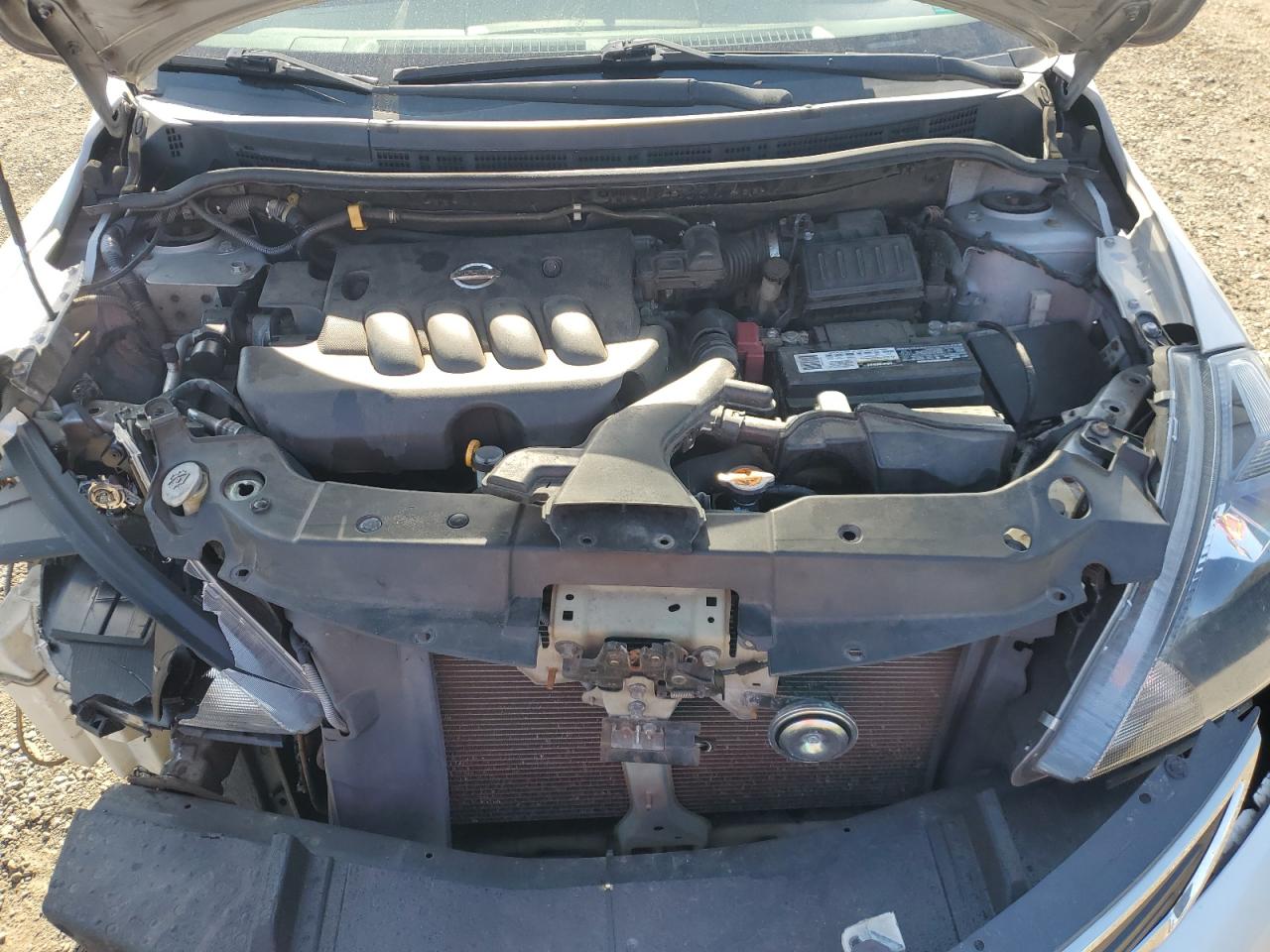 Nissan Versa S Image 10