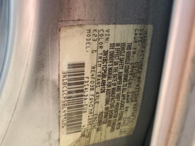 Nissan Versa S Image 11