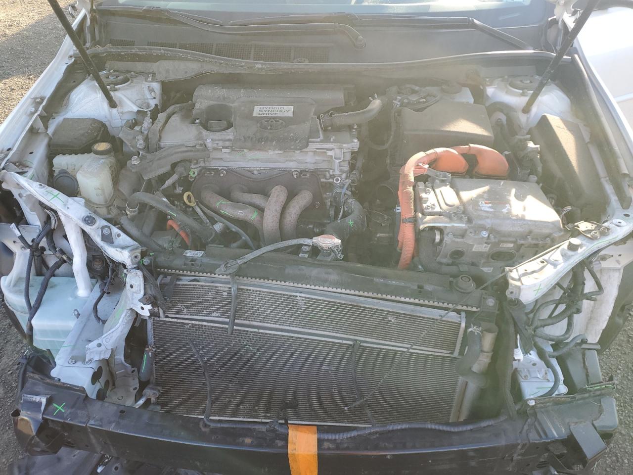 Toyota Camry Hybrid Image 8