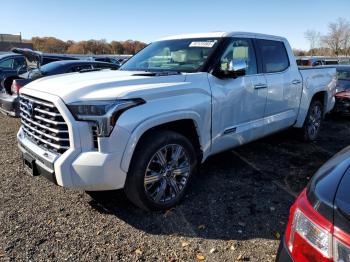 Salvage Toyota Tundra