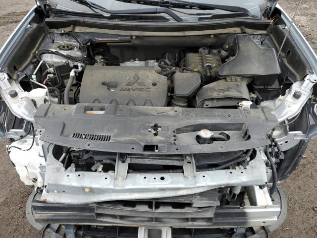 Mitsubishi Outlander Se Image 10