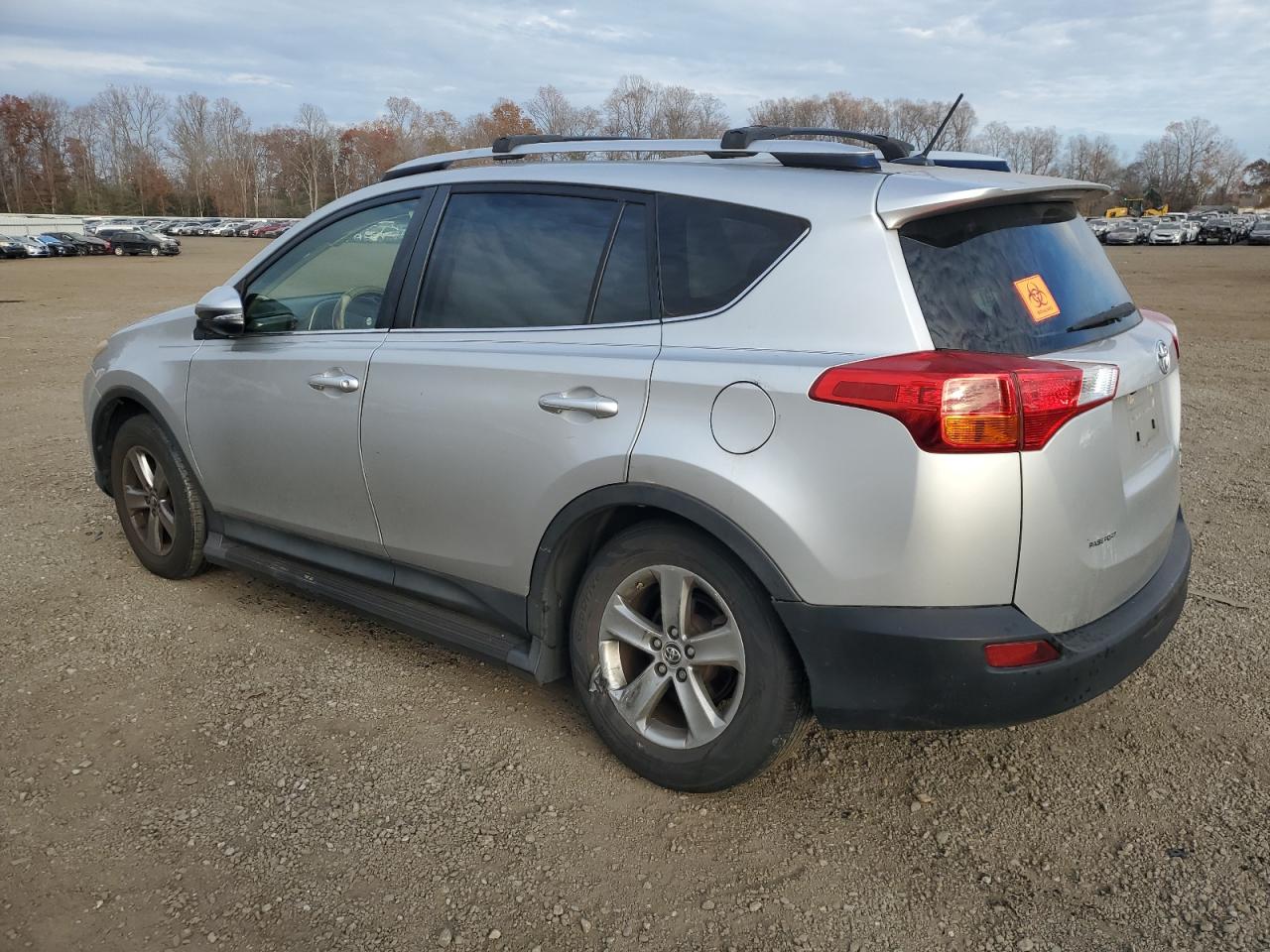 Toyota RAV4 Xle Image 2
