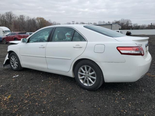 Toyota Camry Base Image 12