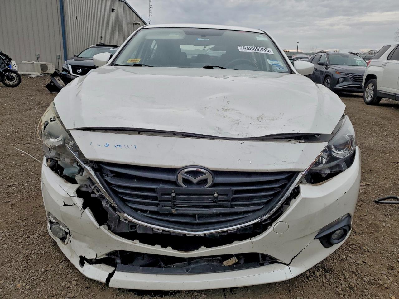 Mazda 3 Touring Image 12