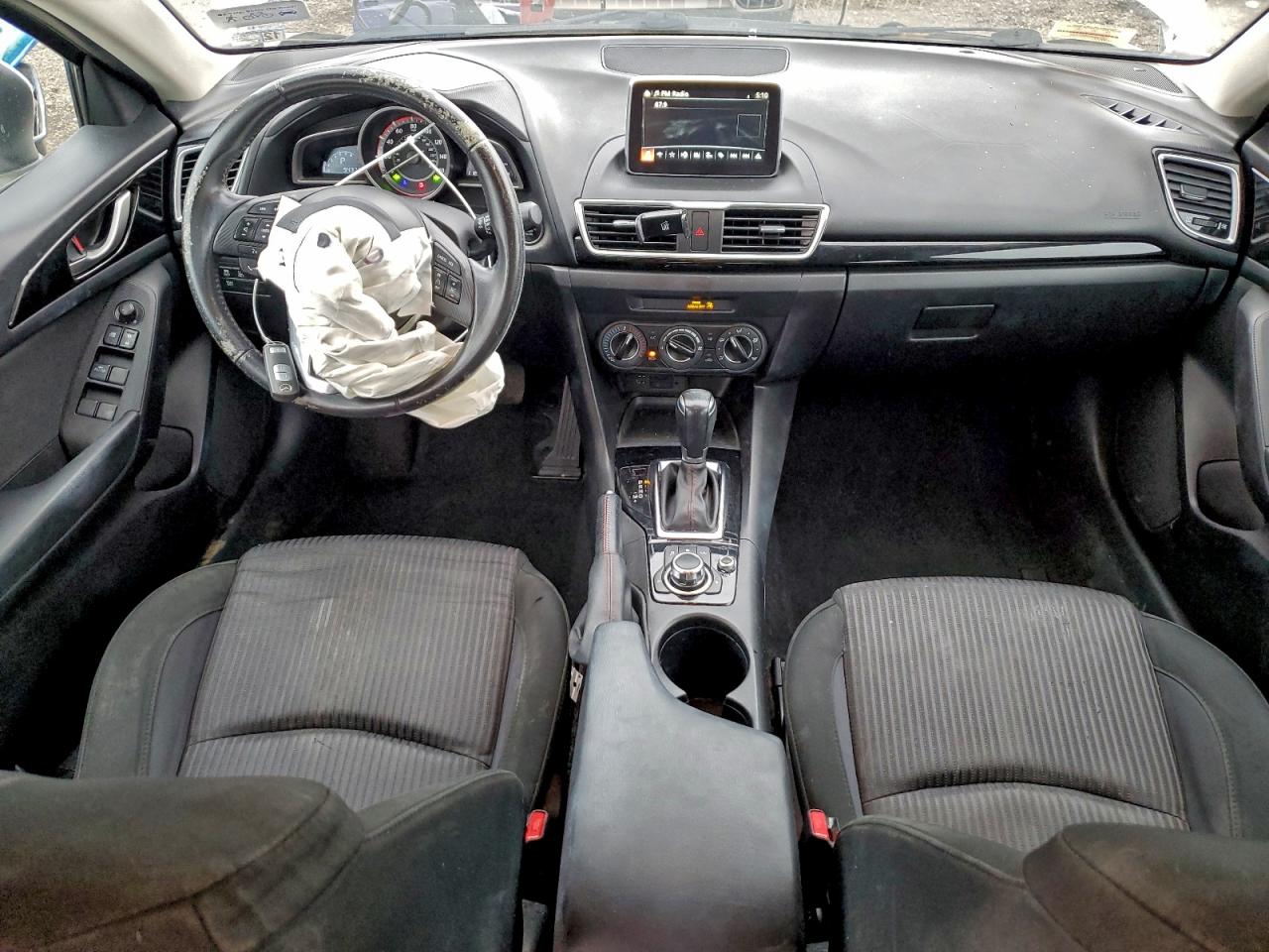 Mazda 3 Touring Image 8