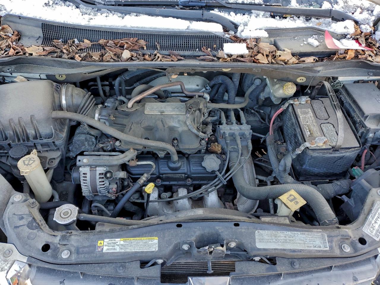 Dodge Caravan Sxt Image 12