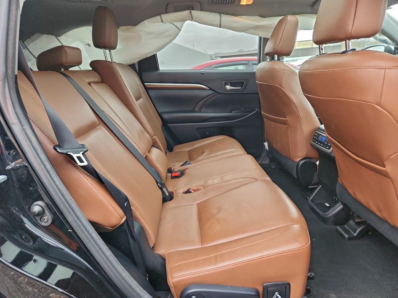 Toyota Highlander Limited Image 8