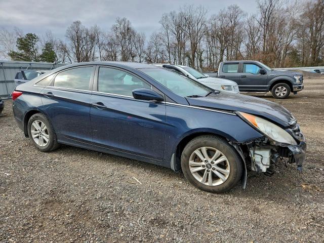 Hyundai SONATA Gls Image 8