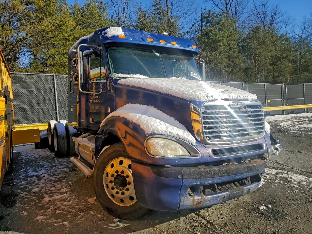 Freightliner Columbia 1 Columbia Image 1