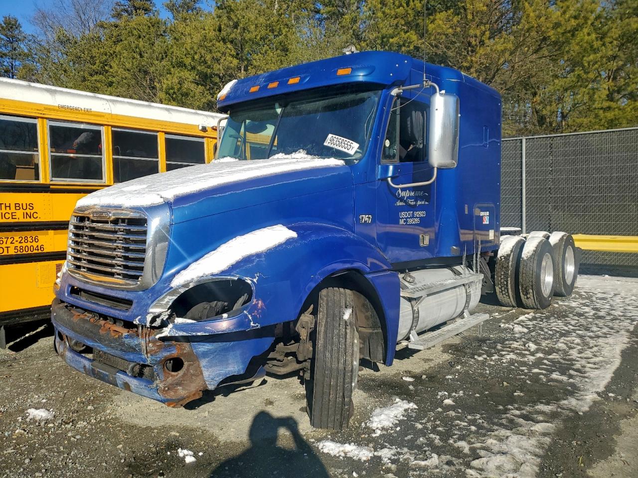Freightliner Columbia 1 Columbia Image 2