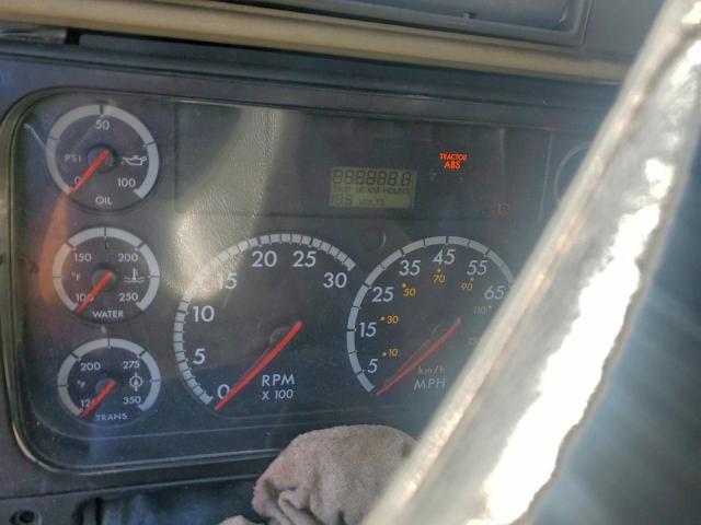 Freightliner Columbia 1 Columbia Image 8