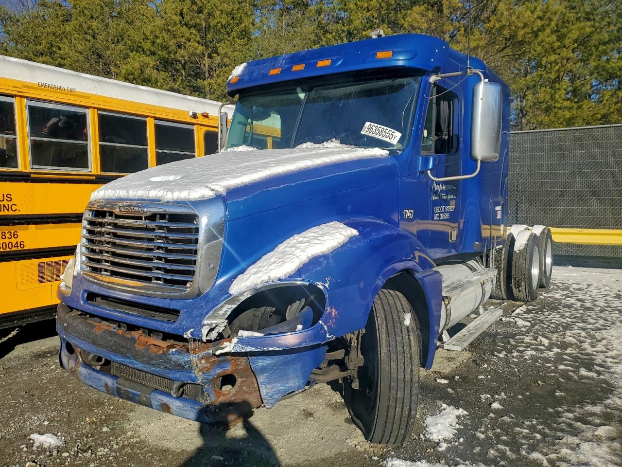 Freightliner Columbia 1 Columbia Image 10