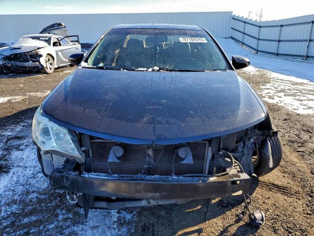 Toyota Camry Base Image 11