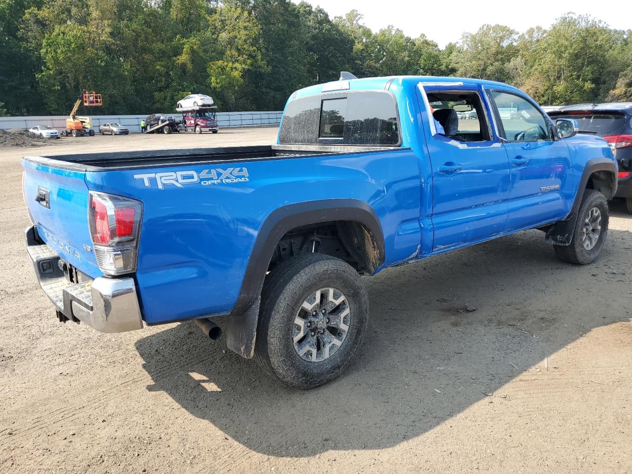 Toyota Tacoma Double Cab Image 4