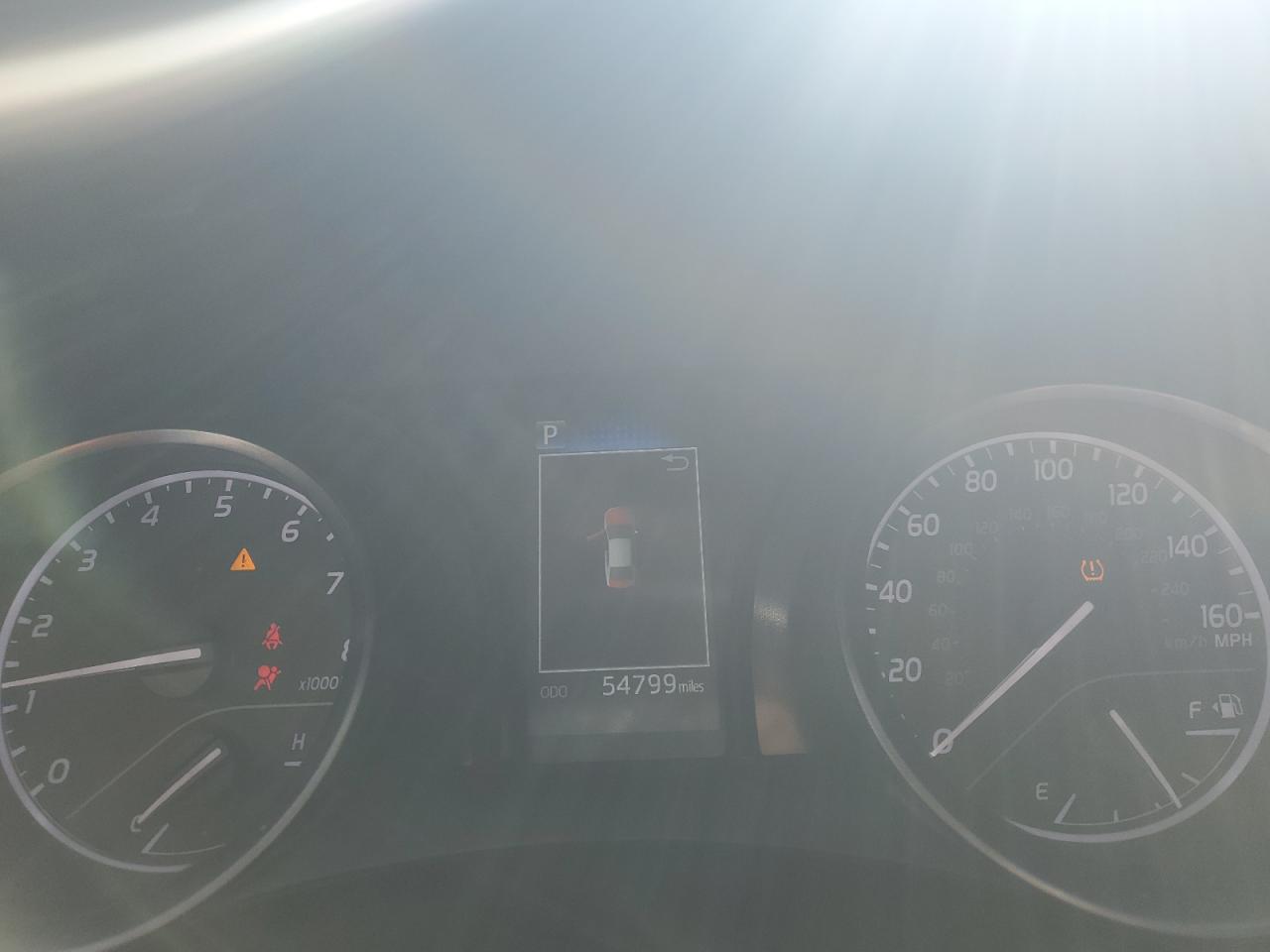 Toyota Camry Se Image 8