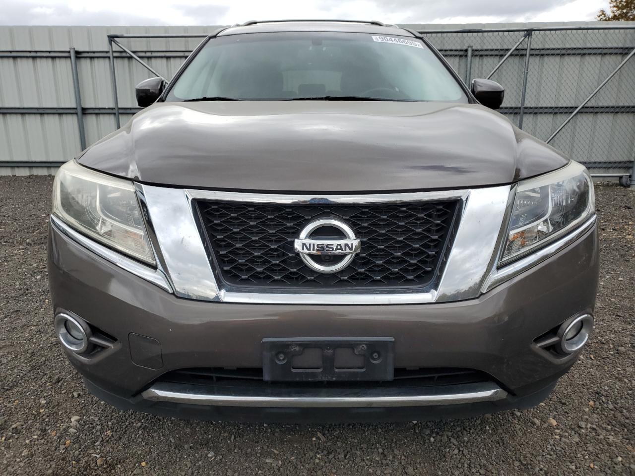 Nissan Pathfinder S Image 2
