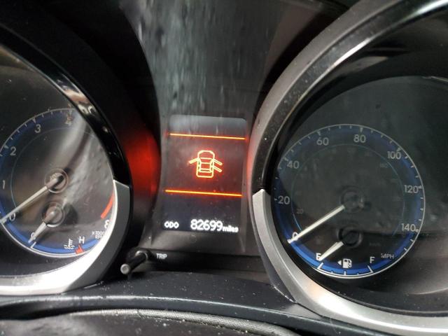 Toyota Corolla L Image 8