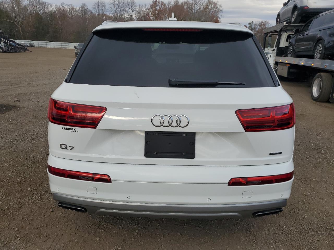 Audi Q7 Premium Plus Image 4