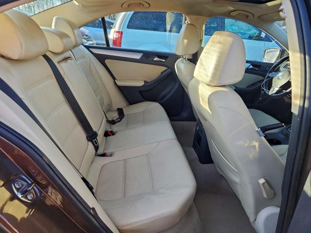 Volkswagen Jetta Se Image 10