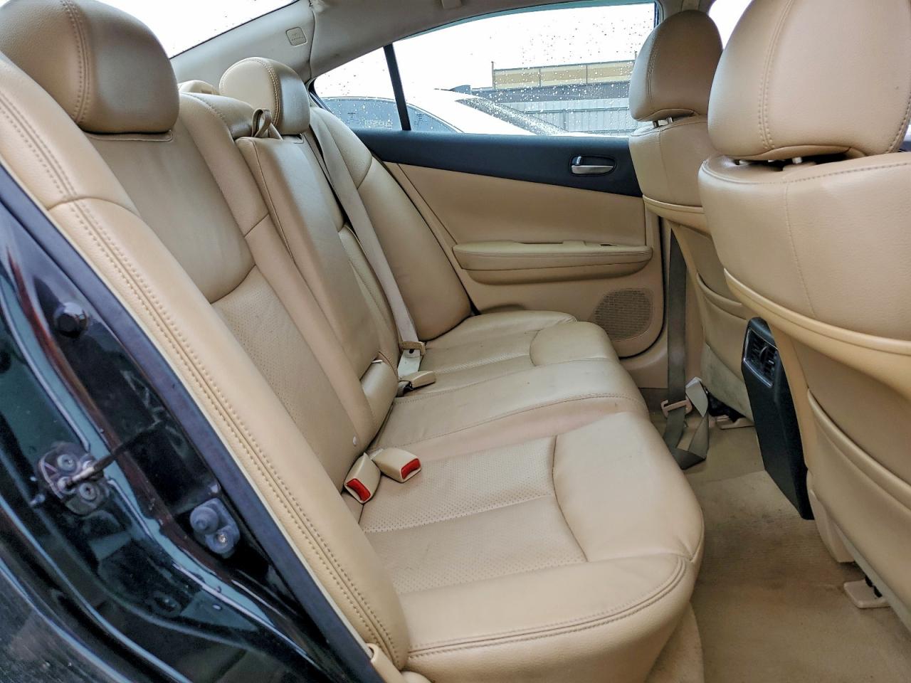 Nissan Maxima S Image 8